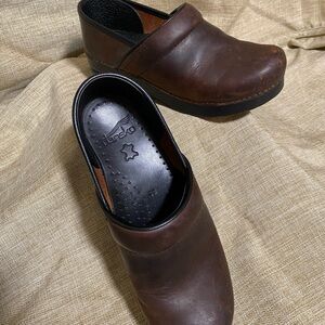 Dansko Womens Brown Clogs
